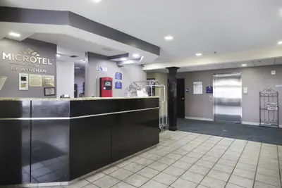 Photo 4 - Microtel Inn & Suites by Wyndham Meridian