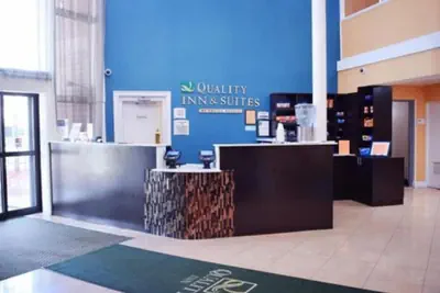 Photo 4 - Quality Inn & Suites Middletown - Newport