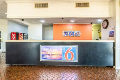 Photo 4 - Motel 6 Natchitoches, LA