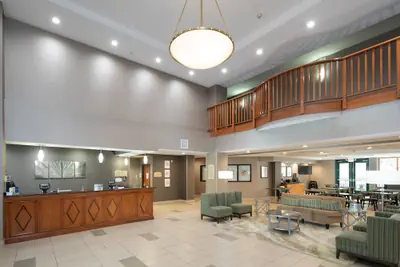 Photo 5 - Best Western Inn & Suites San Mateo - San Francisco Airport