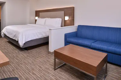 Photo 5 - Holiday Inn Express Hotel & Suites Mesquite by IHG