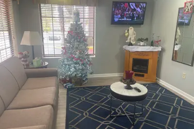 Photo 3 - Red Roof Inn & Suites Hinesville