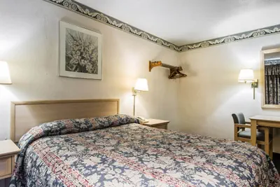 Photo 5 - Rodeway Inn Monterey Near Fairgrounds