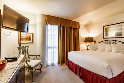 Photo 3 - Silver King by All Seasons Resort Lodging