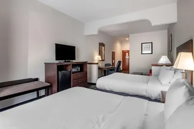 Photo 4 - BEST WESTERN PLUS McKinney Inn & Suites
