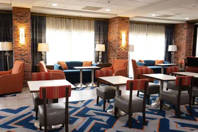 Photo 3 - Hampton Inn Hammond