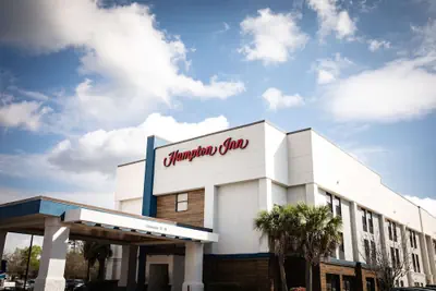 Photo 2 - Hampton Inn Hammond