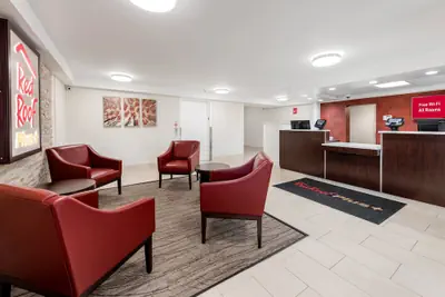 Photo 3 - Red Roof Inn PLUS+ Columbus - Worthington