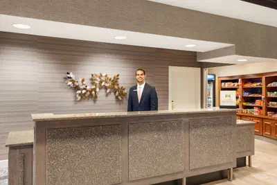 Photo 3 - Hampton Inn & Suites Denver - Cherry Creek