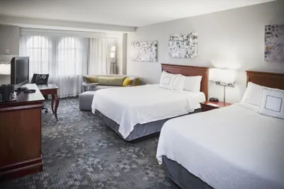 Photo 5 - Courtyard by Marriott Norfolk Downtown