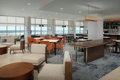 Photo 5 - Courtyard by Marriott Virginia Beach Oceanfront/North 37th Street
