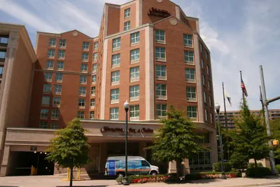 Photo 2 - Hampton Inn & Suites Arlington Crystal City DCA