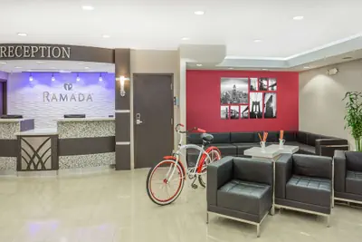 Photo 4 - Ramada by Wyndham Miami Springs/Miami International Airport