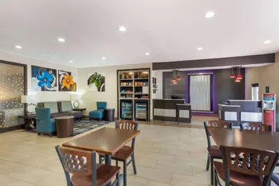 Photo 4 - Best Western Plus Lake Worth Inn & Suites
