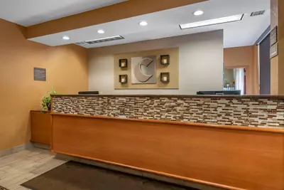Photo 4 - Comfort Inn & Suites Orlando North