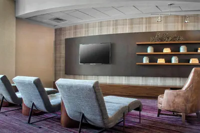 Photo 4 - Courtyard by Marriott Newark Elizabeth