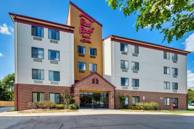 Photo 2 - Red Roof Inn & Suites Dover Downtown