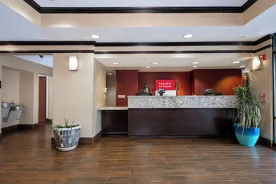 Photo 5 - Red Roof Inn & Suites Dover Downtown