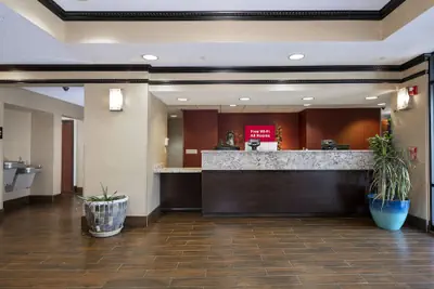 Photo 5 - Red Roof Inn & Suites Dover Downtown