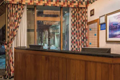 Photo 4 - Days Inn by Wyndham Rutland/Killington Area