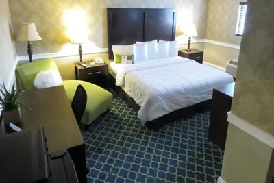 Photo 4 - Rodeway Inn Logan International Airport