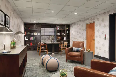 Photo 3 - Four Points by Sheraton Raleigh Arena
