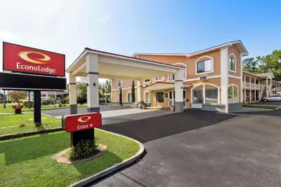 Photo 2 - Econo Lodge St. George