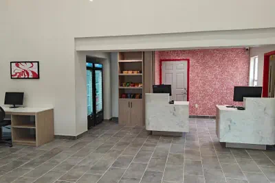 Photo 3 - Hawthorn Extended Stay by Wyndham DFW Airport North