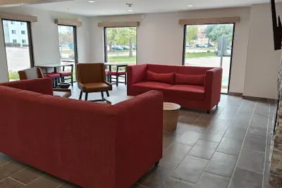 Photo 4 - Hawthorn Extended Stay by Wyndham DFW Airport North