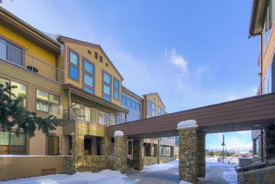 Photo 3 - Mountain House, A Vail Resorts Property