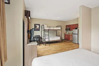 Photo 3 - Hawthorn Suites by Wyndham Rancho Cordova/Folsom