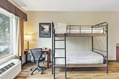 Photo 4 - Hawthorn Suites by Wyndham Rancho Cordova/Folsom