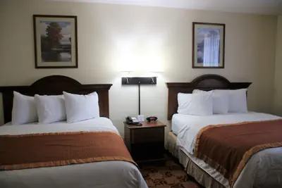 Photo 4 - Hawthorn Suites by Wyndham Louisville East