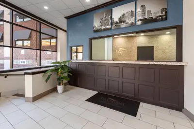 Photo 3 - Baymont by Wyndham Downtown Detroit