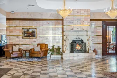 Photo 5 - Chateau Big Bear Boutique Hotel, BW Signature Collection