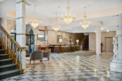 Photo 3 - Chateau Big Bear Boutique Hotel, BW Signature Collection