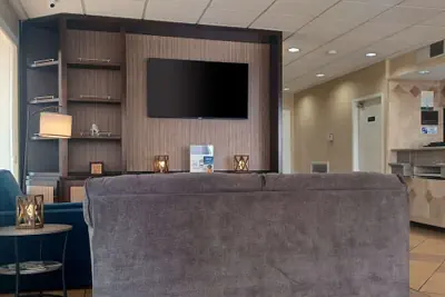 Photo 5 - Quality Inn And Suites