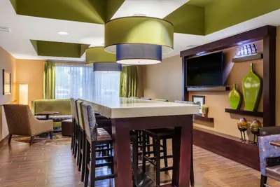 Photo 3 - Hampton Inn Sioux Falls