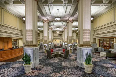 Photo 4 - Embassy Suites by Hilton Portland Downtown