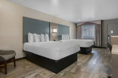 Photo 5 - SureStay Hotel by Best Western Ukiah