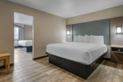 Photo 2 - SureStay Hotel by Best Western Ukiah
