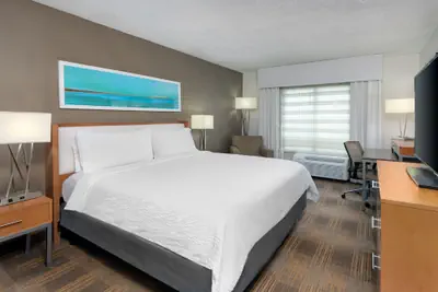 Photo 4 - Holiday Inn Miami-Doral Area by IHG