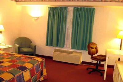 Photo 4 - O'Hare Inn & Suites