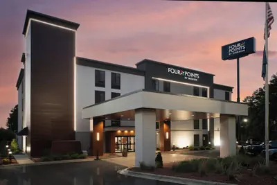Photo 2 - Four Points by Sheraton Fayetteville Fort Bragg