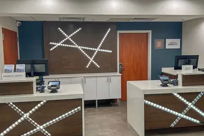 Photo 3 - Four Points by Sheraton Fayetteville Fort Bragg