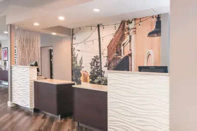 Photo 5 - La Quinta Inn & Suites by Wyndham Atlanta Conyers