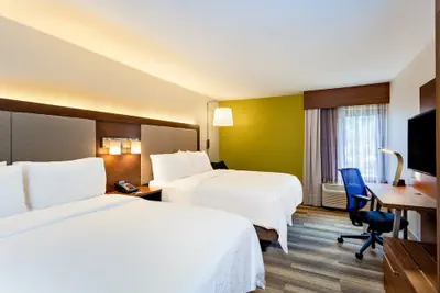 Photo 2 - Holiday Inn Express Tampa-Brandon by IHG
