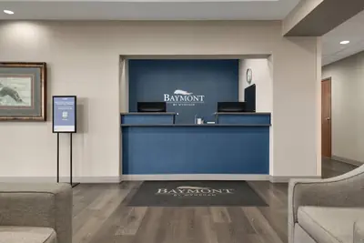 Photo 4 - Baymont by Wyndham Rockford