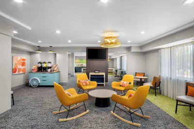 Photo 3 - Spark by Hilton Grapevine DFW North