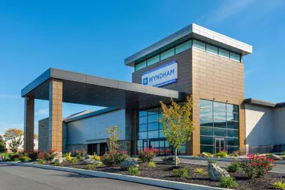 Photo 2 - Wyndham Lancaster Resort & Convention Center